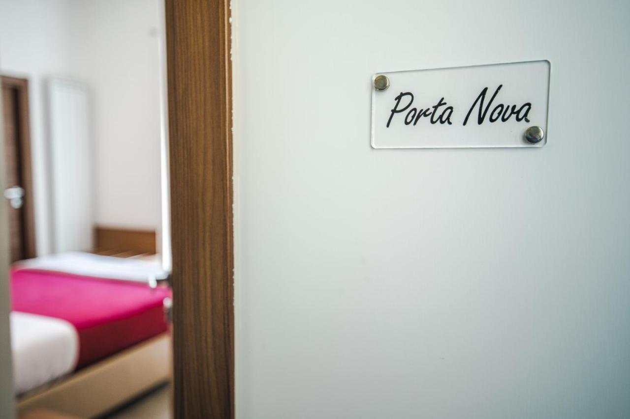 Bed and Breakfast Arco Dei Pinto à Salernes Extérieur photo